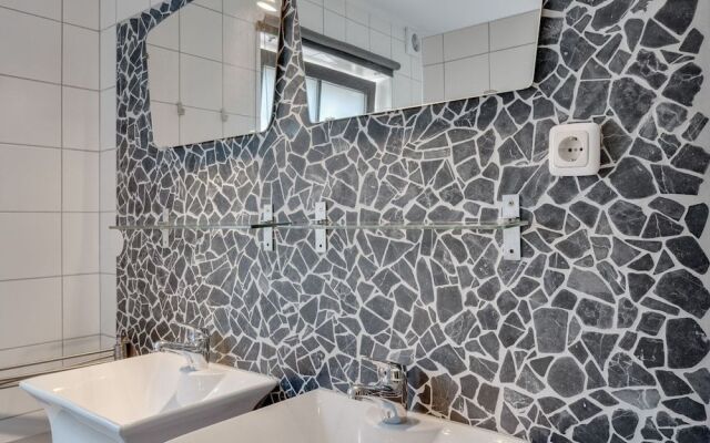 Bright Chalet In Leogang With Mountain View