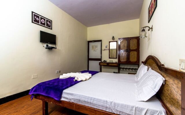 Hotel Mira