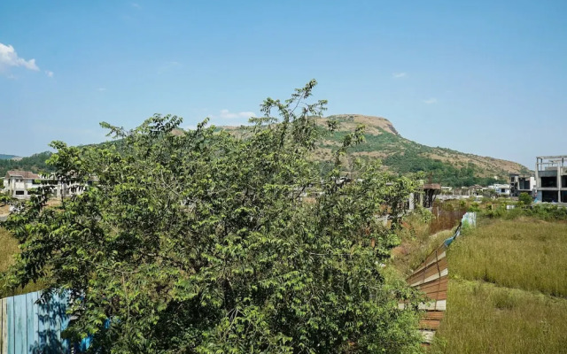 Home Gorgeous 4BHK Lonavala