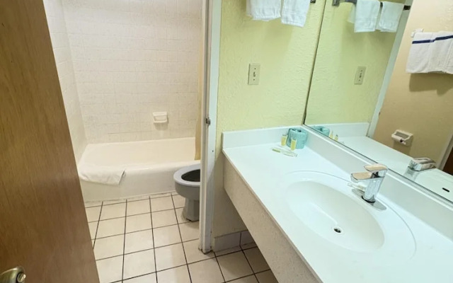 University Inn Gainesville