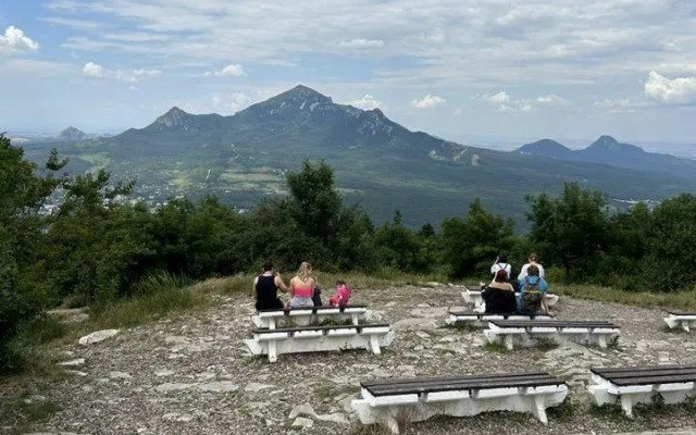 Апартаменты на улице Крайнего