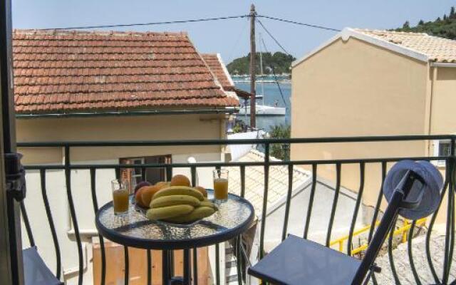 Magda' s Studios & Apts