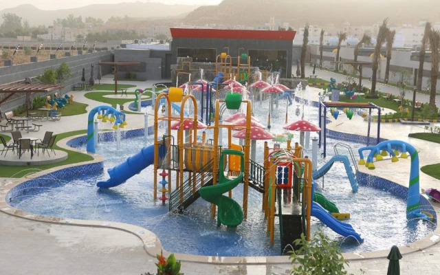 Amaaria Aquapark Resort Villas & Chalet