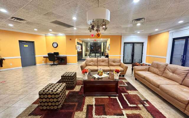 Super 8 by Wyndham Harrison OH