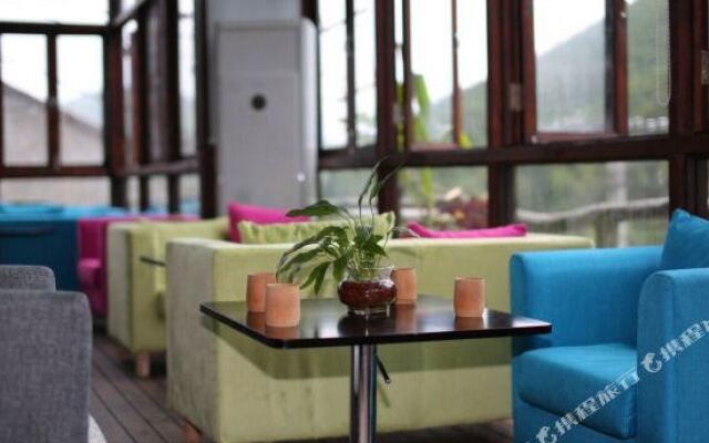 Manju Houwu Hotel