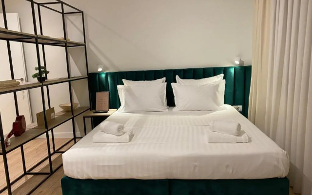 Living Studio Apartments