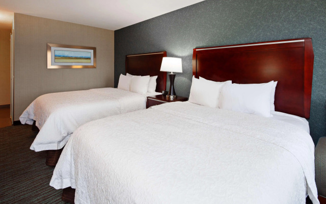 Hampton Inn & Suites Agoura Hills