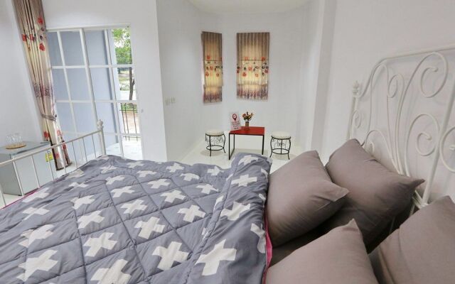 NIDA Rooms Phichai 5 Paseo Resort