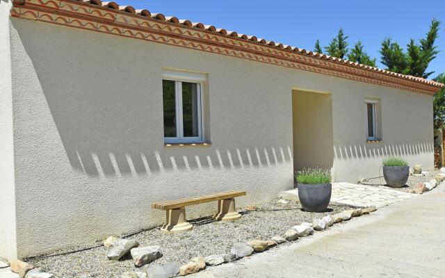 Luxurious villa with private swimming pool, air-conditioning and vast views