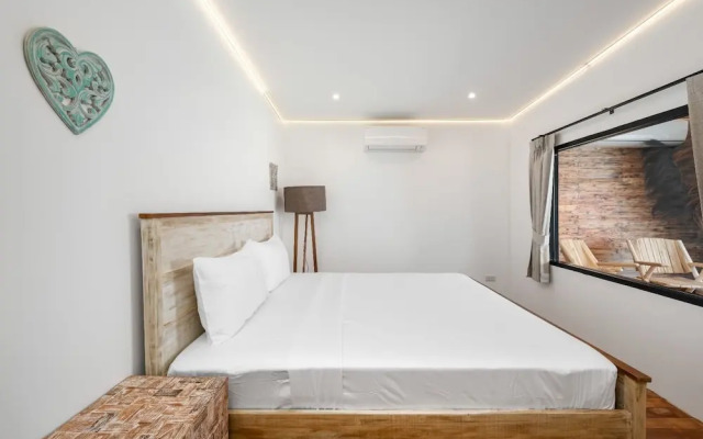 Aidan Beachfront Suites 5Bed Lamai KBR28