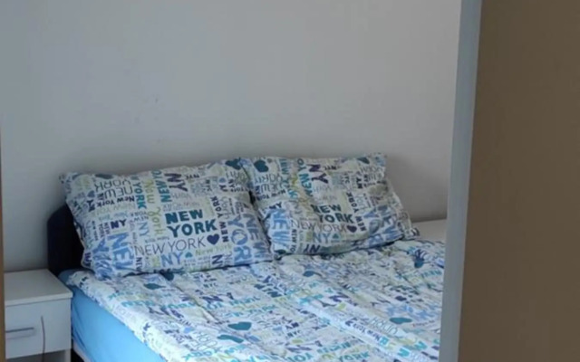 Astralis Factory Apartments-Marineta