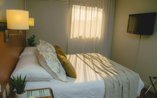 Garden Park Hotel