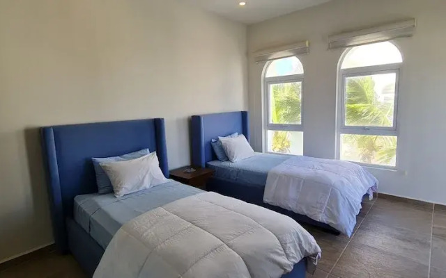 CASA REYES Stunning Rooftop Oceanview