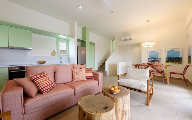 Plioni Villas & Suites
