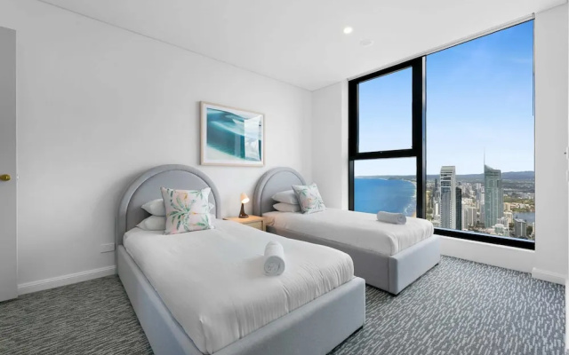 Oceanfront 3-bed With Stunning Views, Pool & Sauna – Guest Rooms – Gold Coast