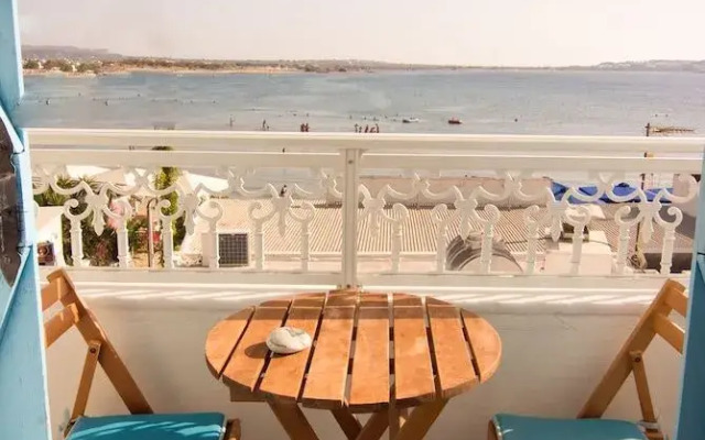 Studios Naxos