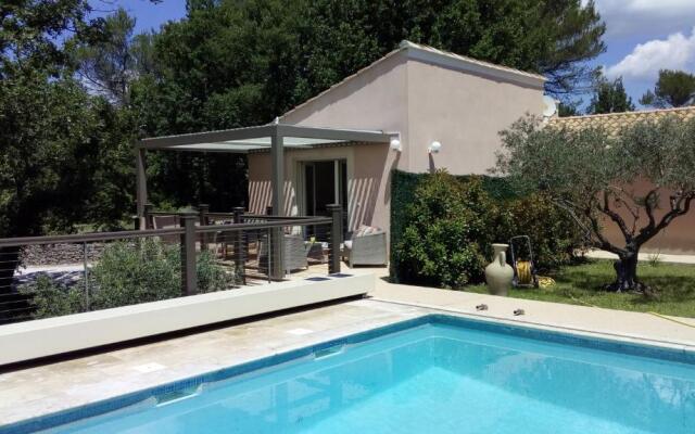 T2 Au coeur des chênes 1831 route de Mazaugues