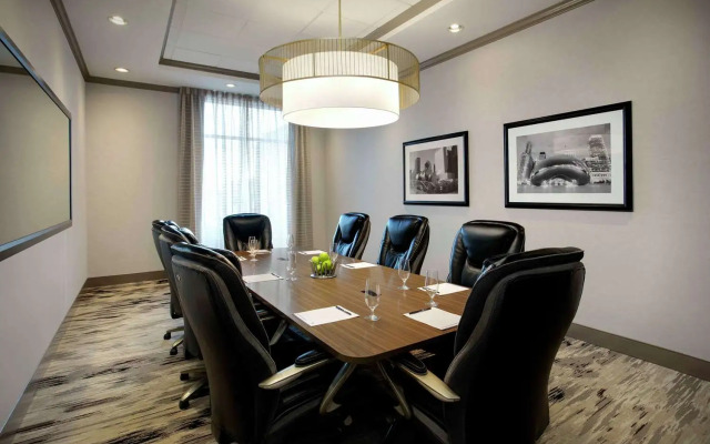 DoubleTree by Hilton Chicago Midway Airport