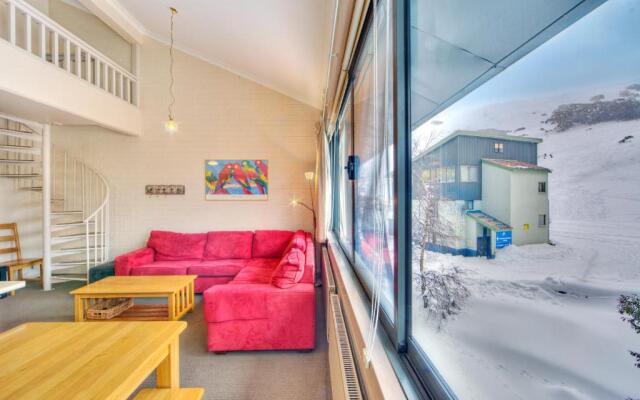 Snow Ski Apartments 16