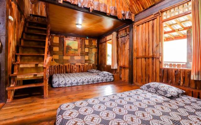 Rimbono Homestay