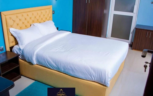 Hotel Taji