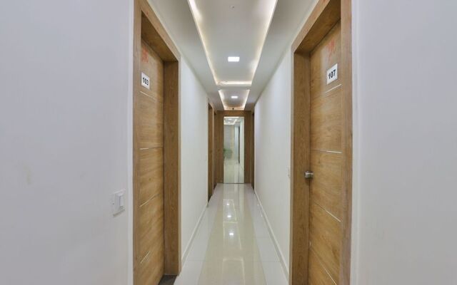 OYO 18485 Hotel Lincoln