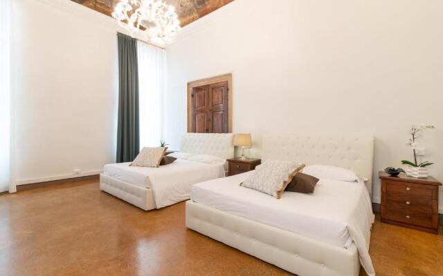 Venice Luxury Apartments