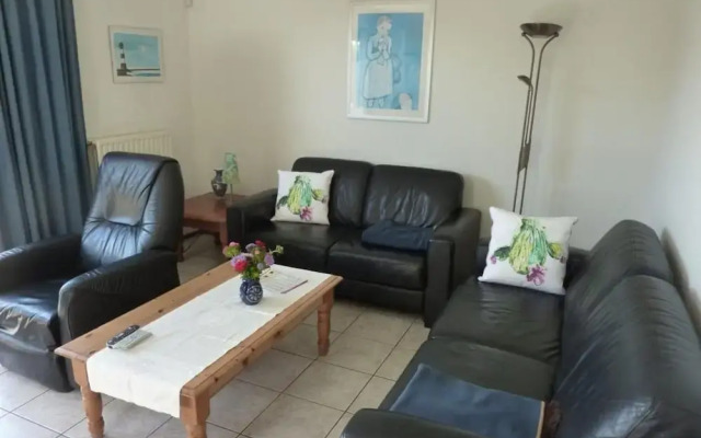 Attractive Bungalow With Garden