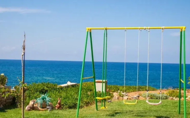 Lili Sea Front House