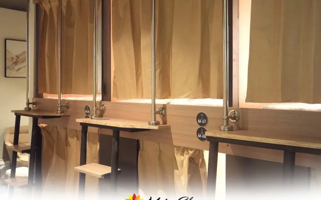 Sakura Capsule Hotel Cebu