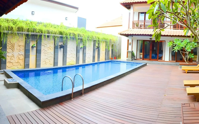 Hastinapura Residence