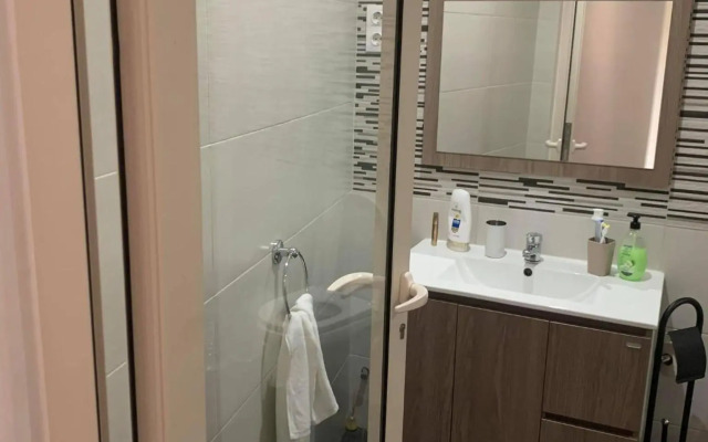 Mar House Apartments