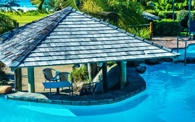 Diggers Beach Villa at Aanuka Resort