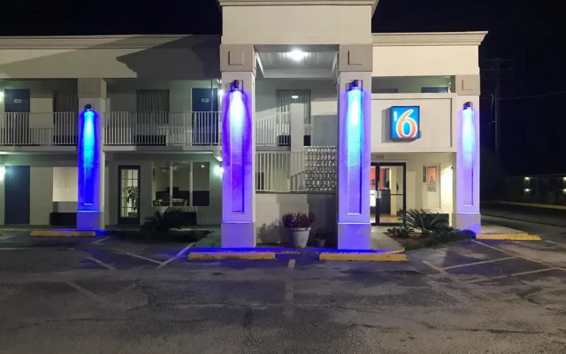 Opelika Knights Inn