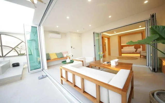 ORMAK the House