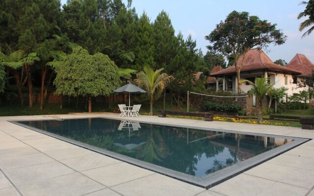 OYO 156 Wirasamala Villa