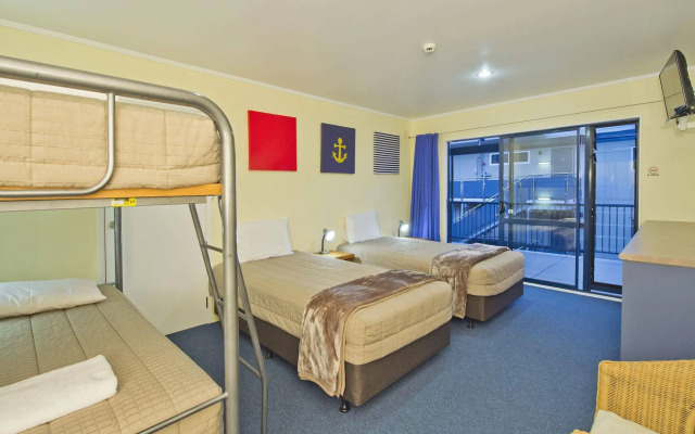 Saltwater Lodge
