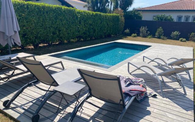Hiru Alabak - Maison à Biarritz, piscine, jardin, 8 personnes