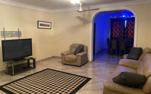 Beautiful 2-bed Apartment in Kumasi