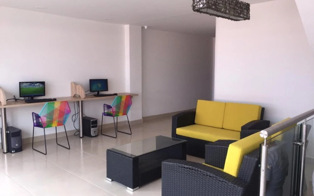 Hotel Cayena Inn