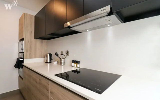 w Dreamy 2BR With Balcony in Miraflores