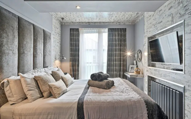 Apartment in Dartmouth Near Waterfront