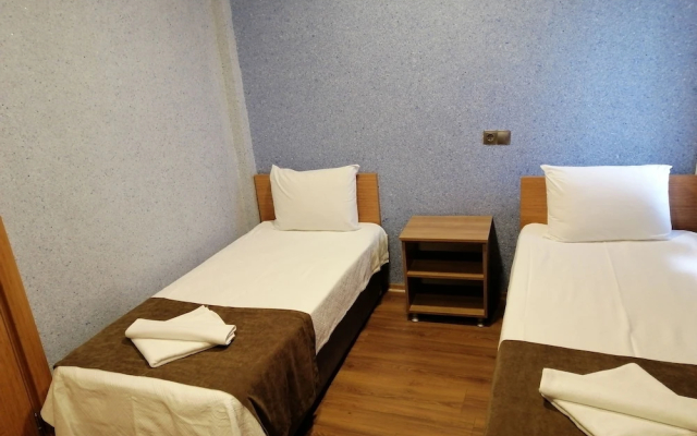 Okur Otel