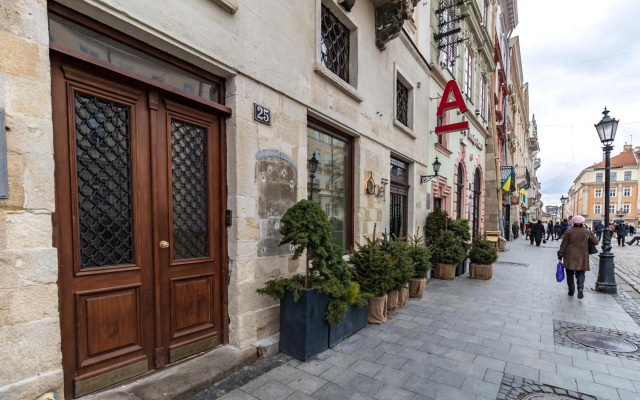 VIP 2 floors apartmens on MAIN SQUARE