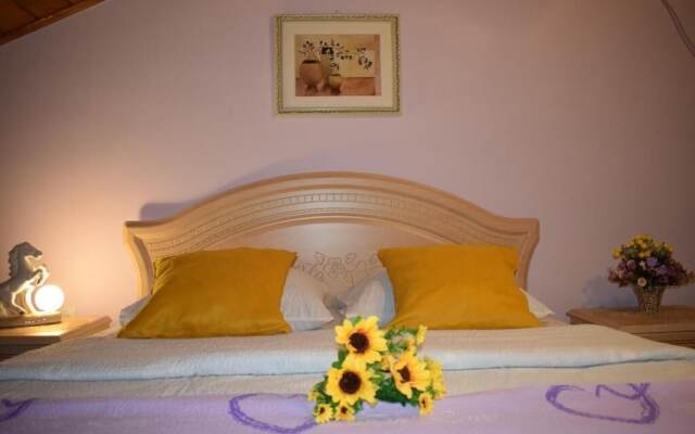 Guesthouse Lago & Wine Cellar