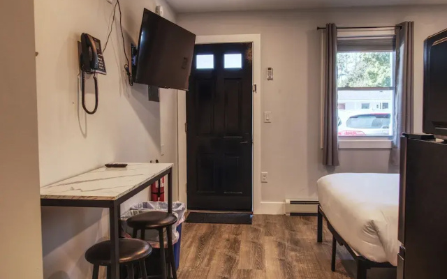Vermont Suites