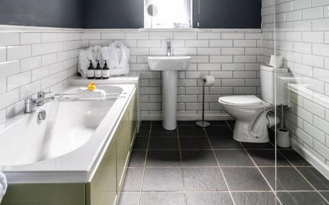 The Vicarage Freehouse & Rooms