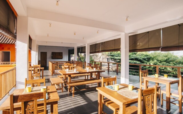Guna Mandala Inn