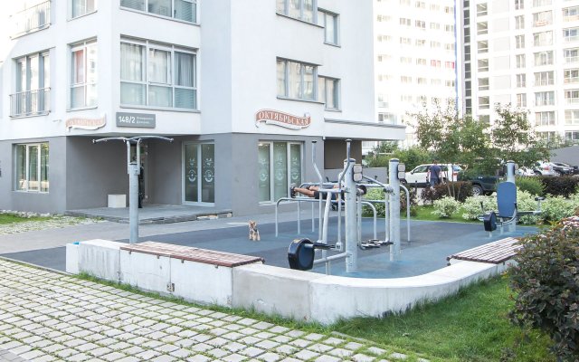 Apartments on Nemirovich-Danchenko Street 148/1