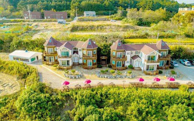 Song-la Haesong Pension